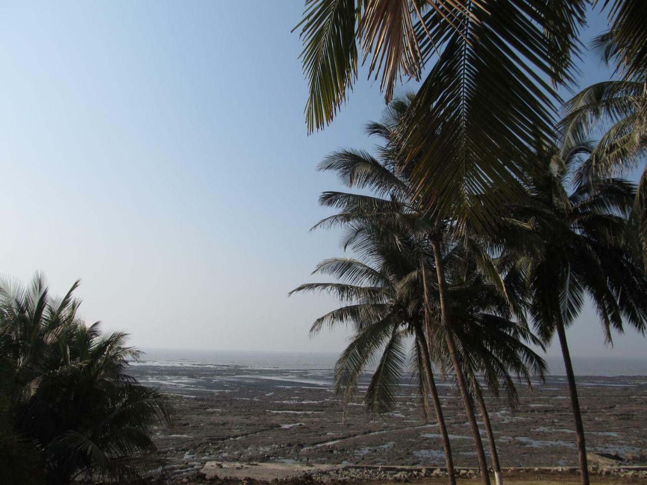 Hotel Sea Rock Villa Daman Exterior foto